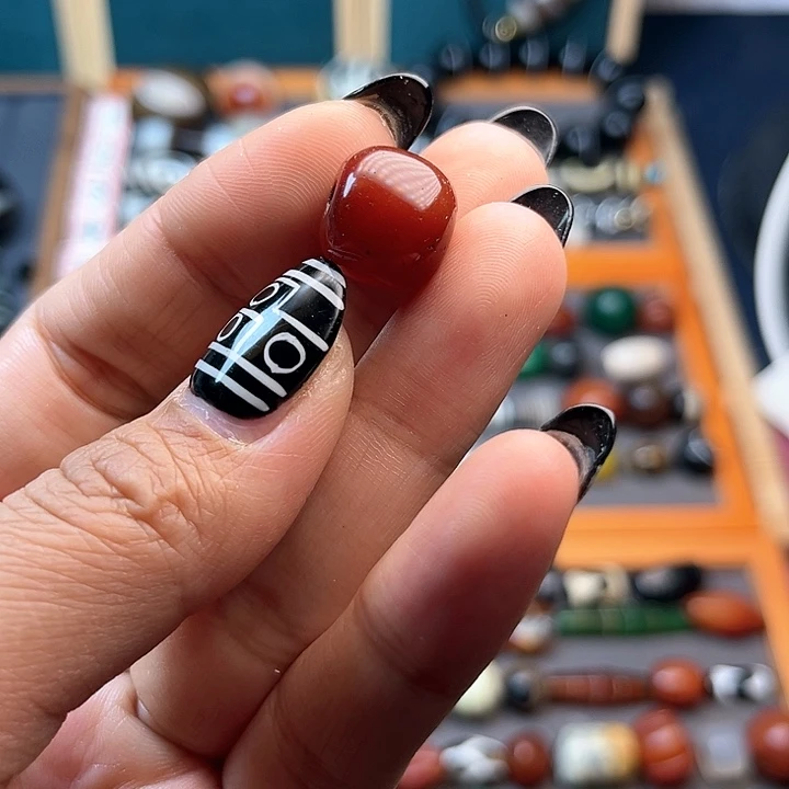 玛瑙/玉髓珠宝半成品未镶嵌用****3