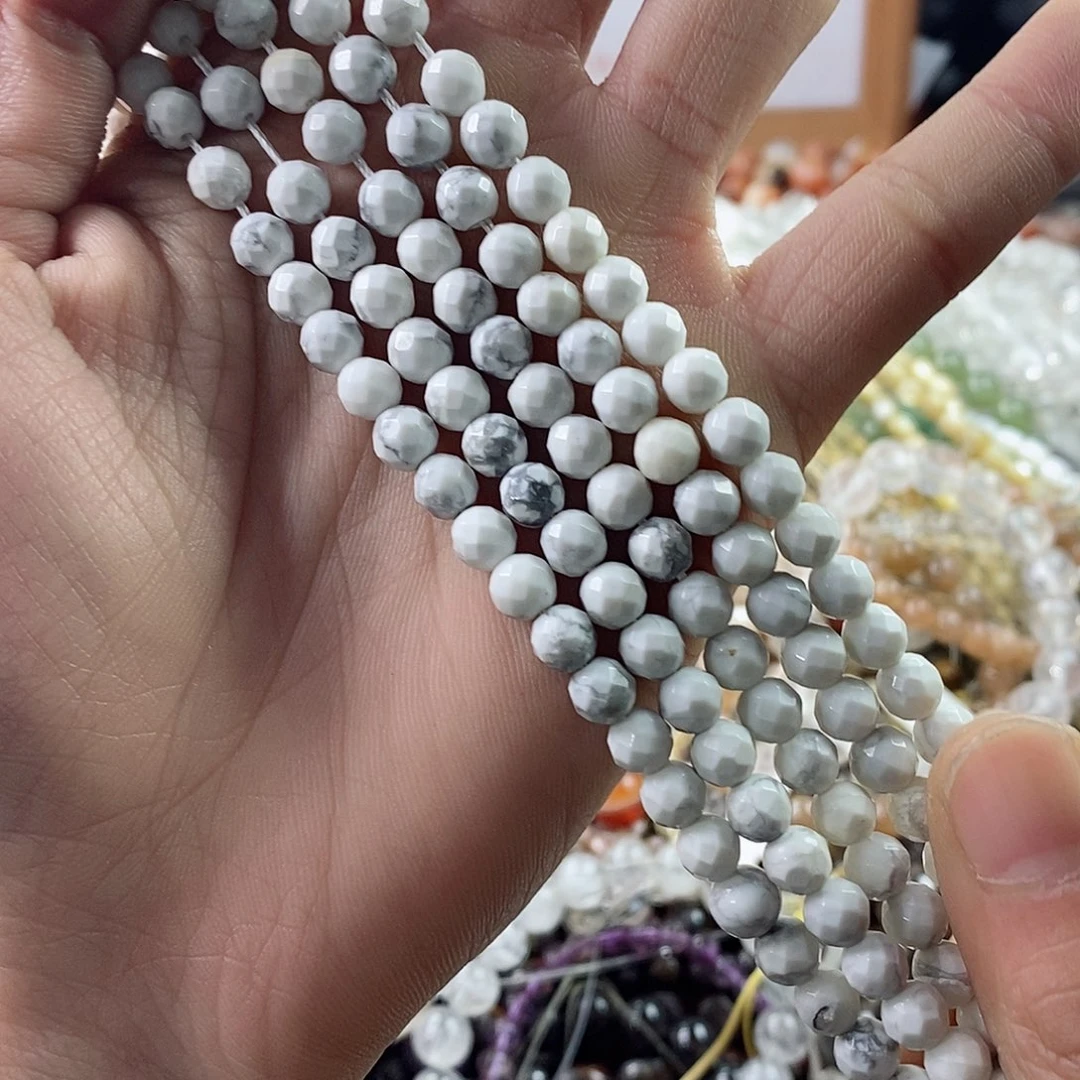玛瑙/玉髓珠宝半成品未镶嵌一条天然6mm白松石切面圆珠C37