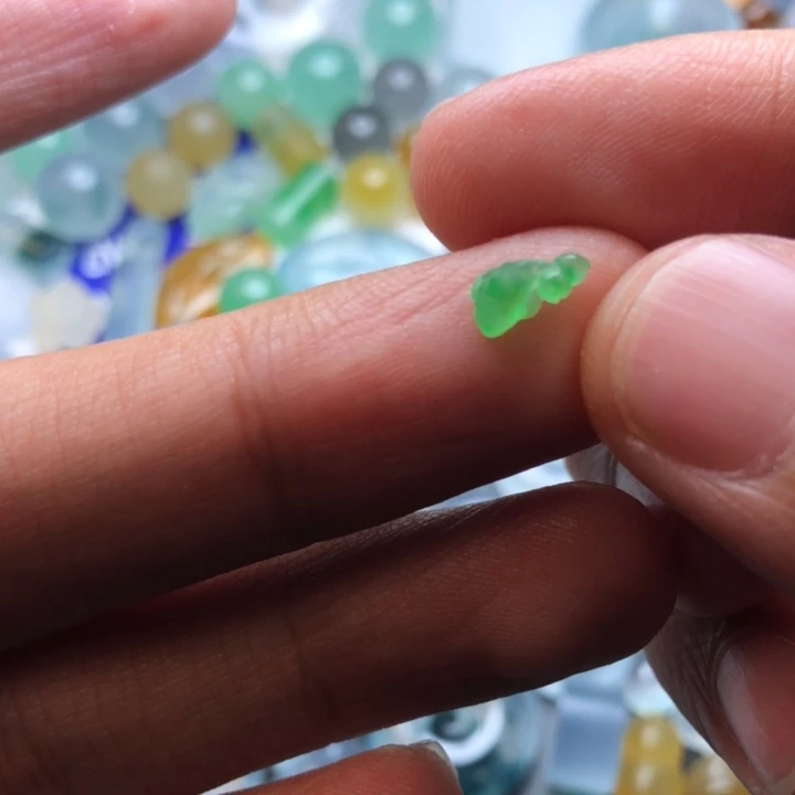 未镶嵌定制翡翠挂件