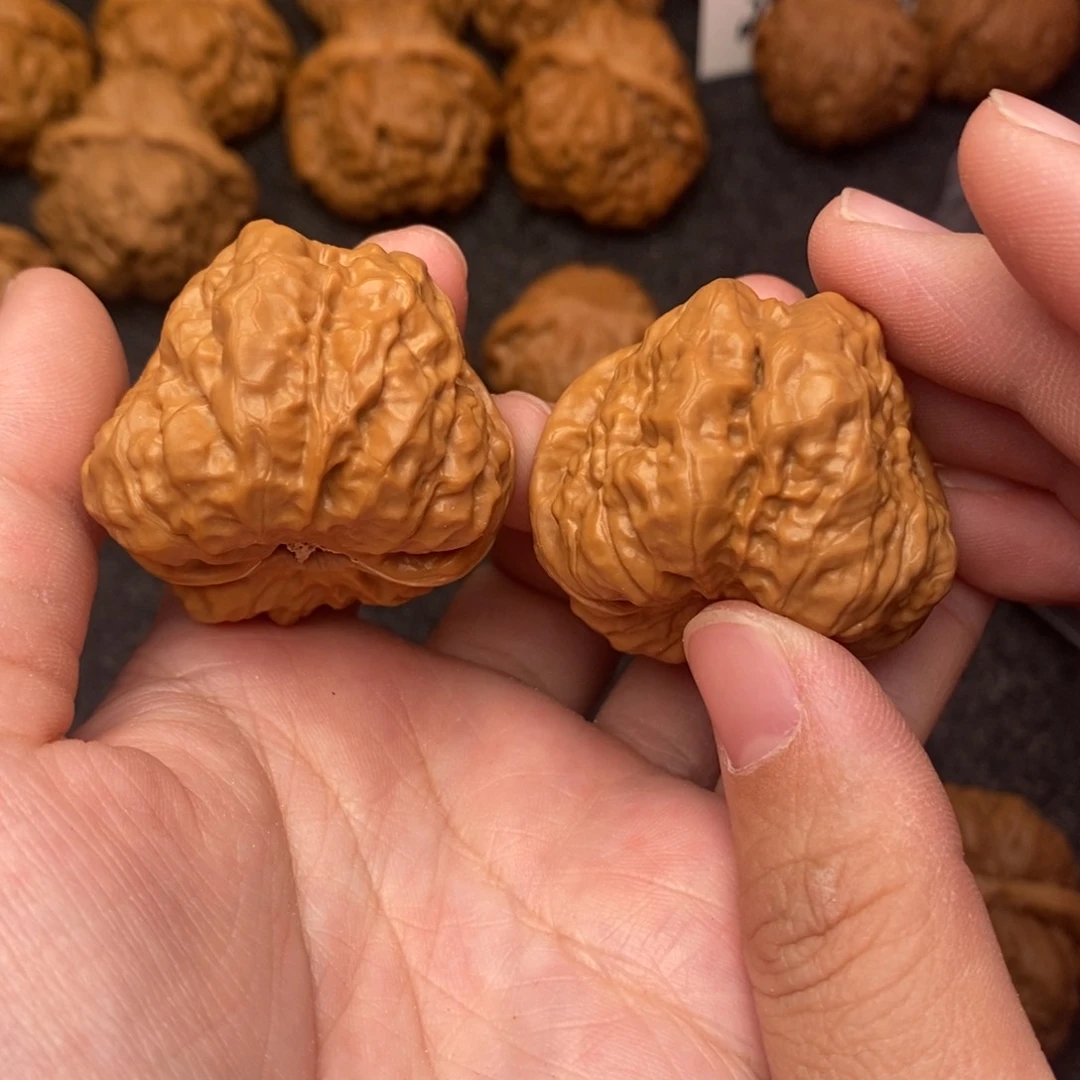 文玩核桃把件未***?蛤蟆39