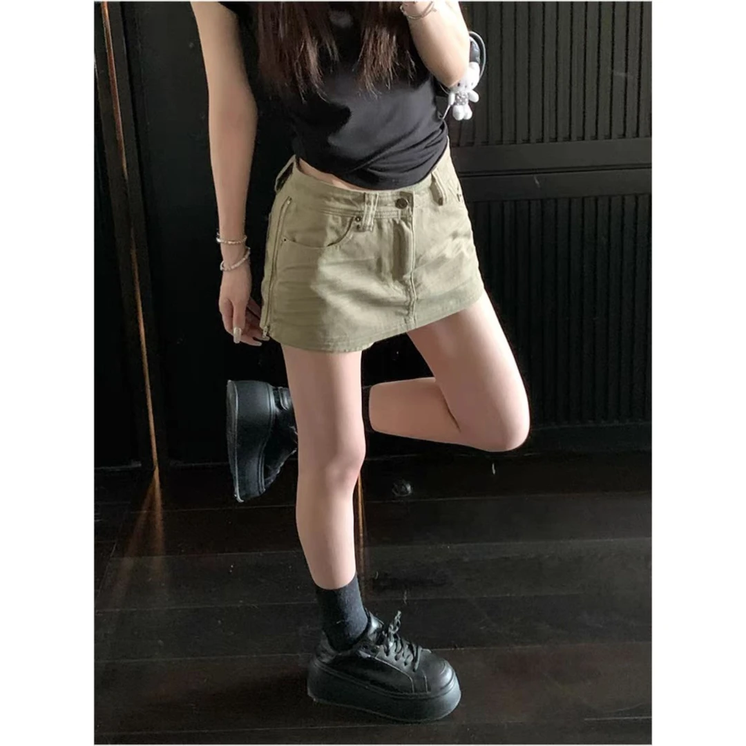 曼曼 【酷妹猎手】 复古立体压褶肌理做旧设计低腰工装牛仔短裤裙