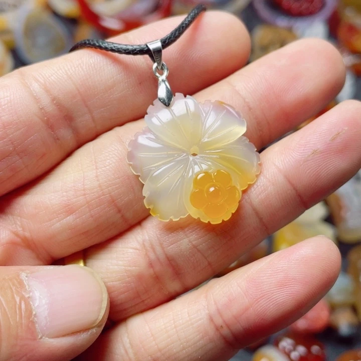 玛瑙/玉髓未镶嵌颈饰