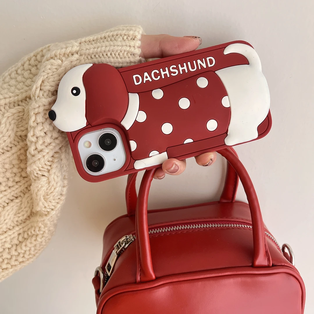 卡通波点腊肠狗硅胶适用苹果16手机壳iphone15可爱14promax少女13