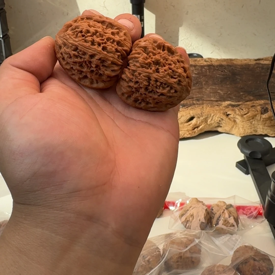 小***下文玩核桃把件44南将