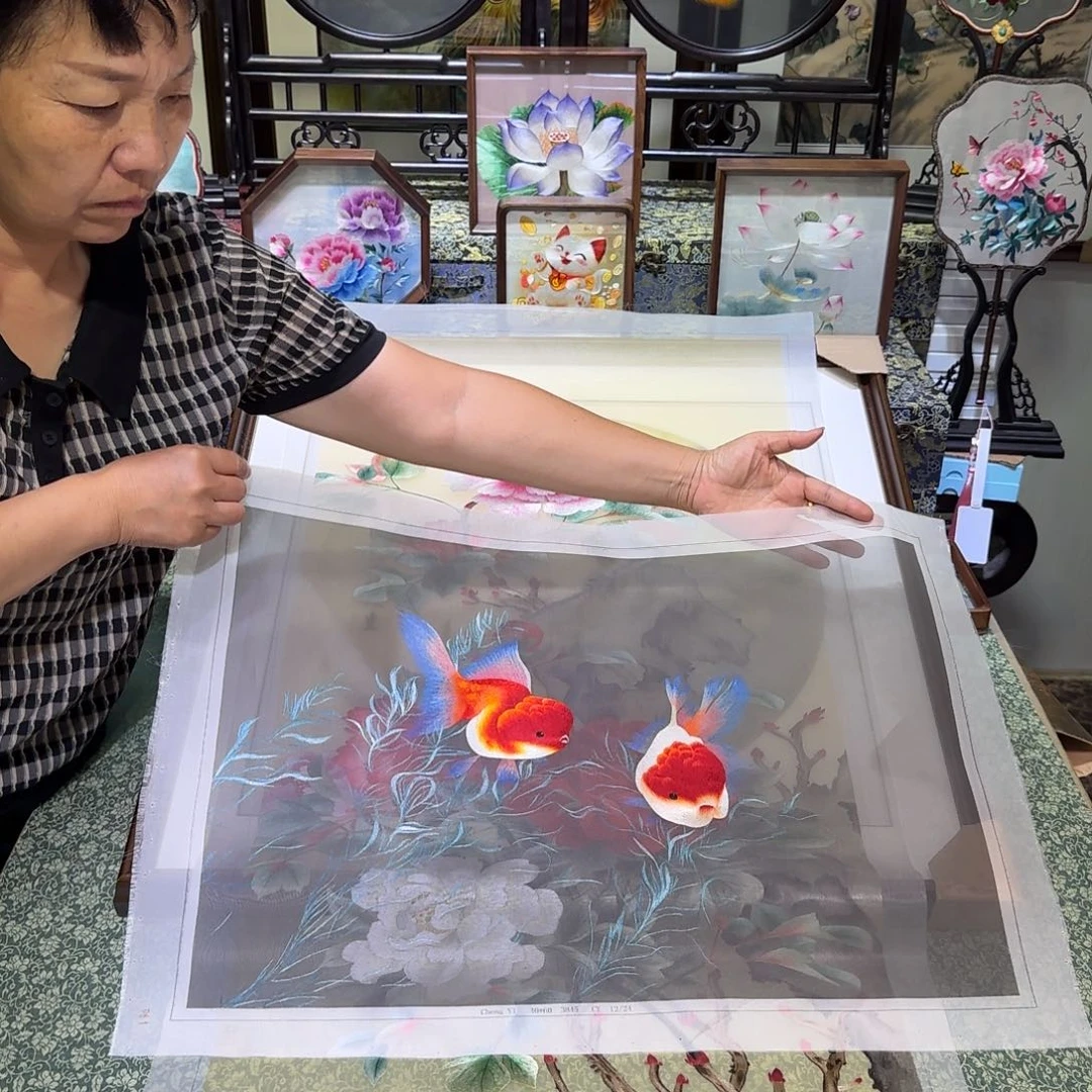 刺绣刺绣工艺精湛独特设计新颖时尚