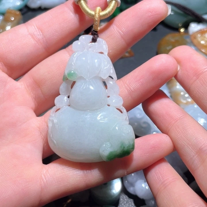 【闪购商品】翡翠颈饰未镶嵌天然翡翠