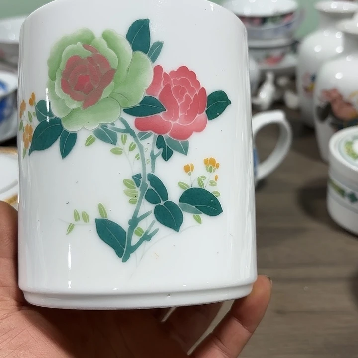 陶笔筒，笔筒，微瑕，笔筒