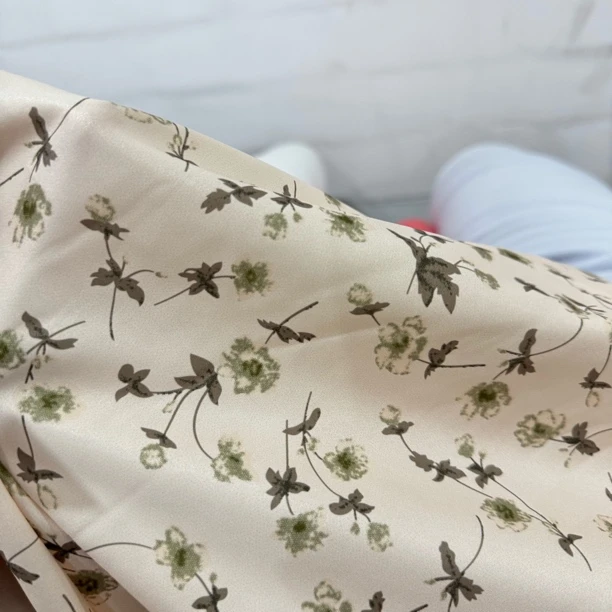 47 轻薄柔软天丝棉裙子面料5米价