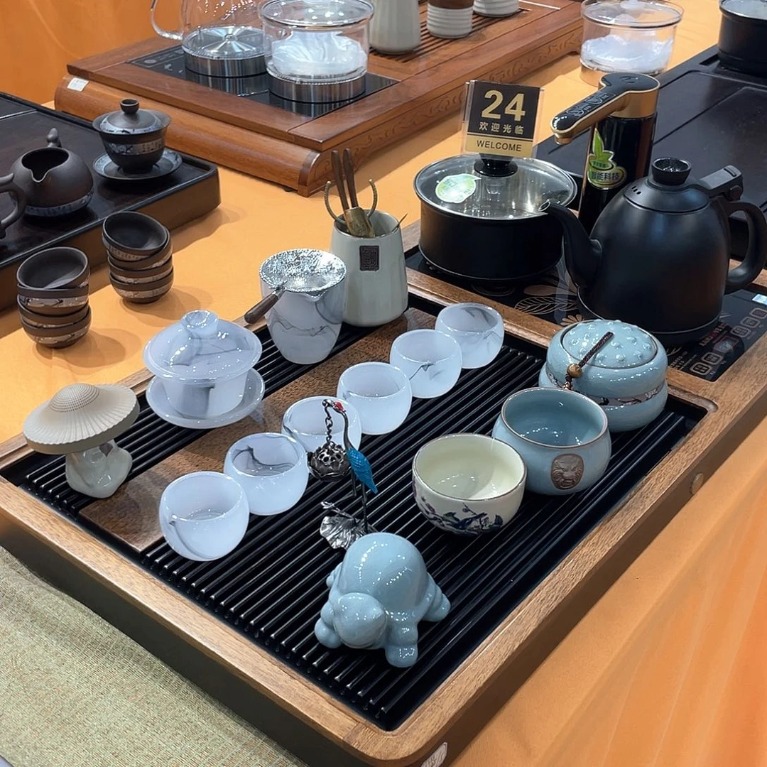 瓷片呃呃突然申通发大哥一份关怀