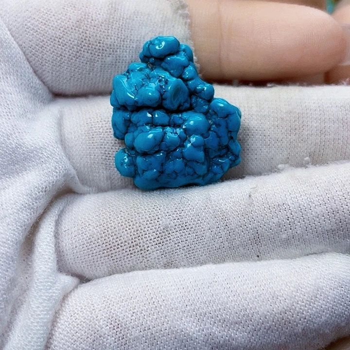 绿松石未镶嵌饰品