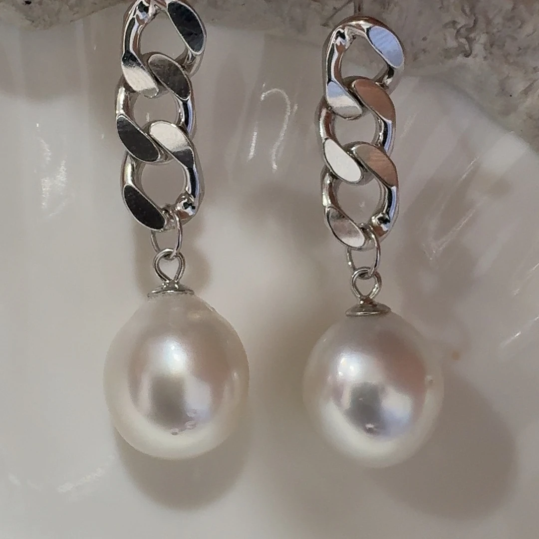 银S925镶嵌海水珍珠耳饰