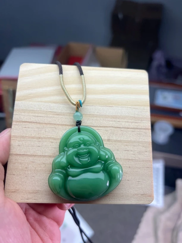 纯天然玉石和田玉碧玉大肚佛公女士吊坠