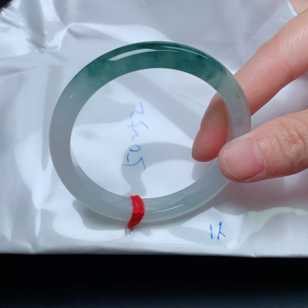 未镶嵌手镯翡翠翡翠