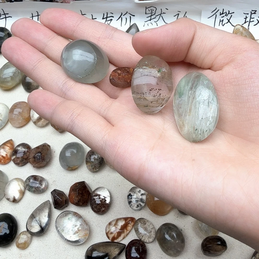 饱***吃未镶嵌珠宝半成品水晶