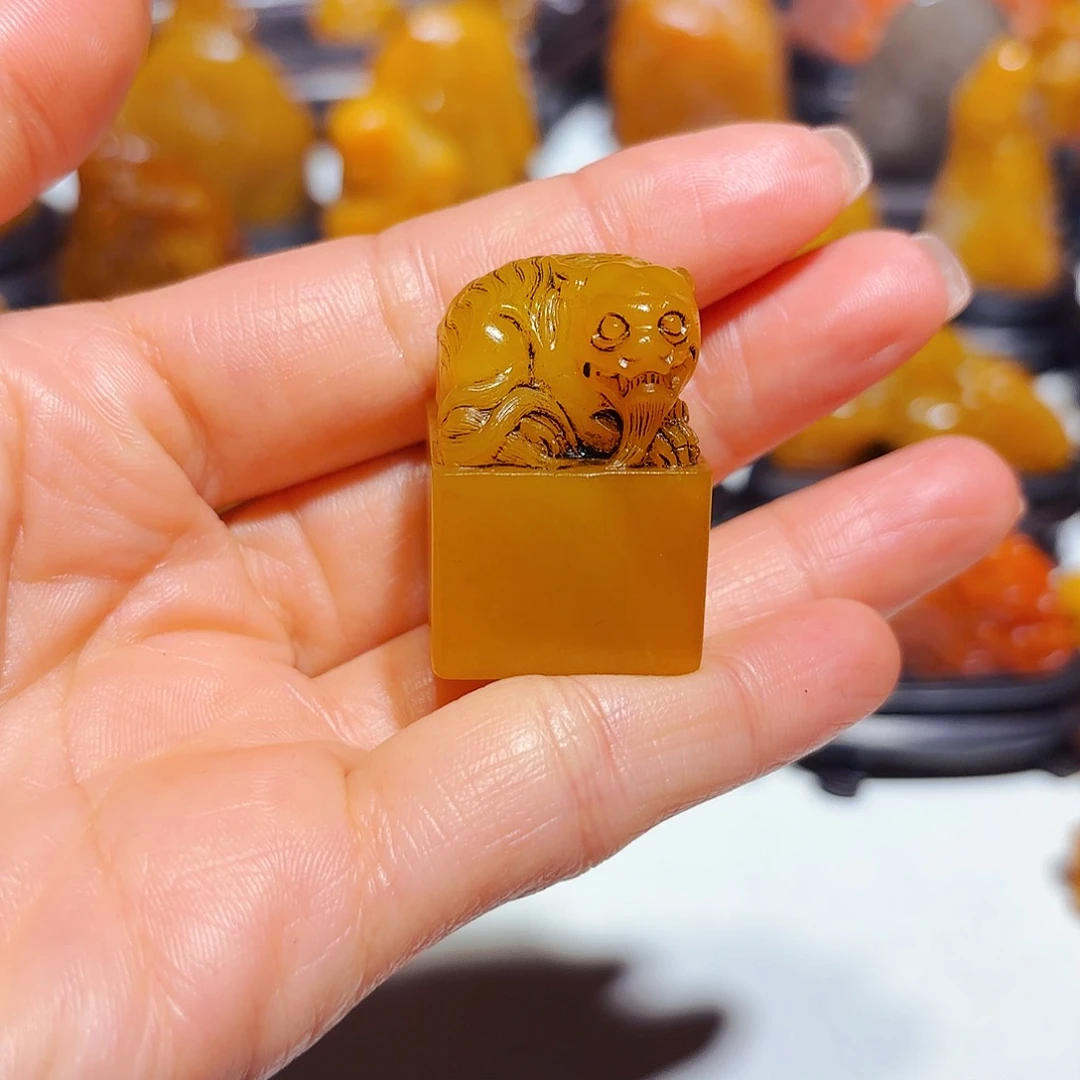 田黄石钢**士石雕石雕石雕