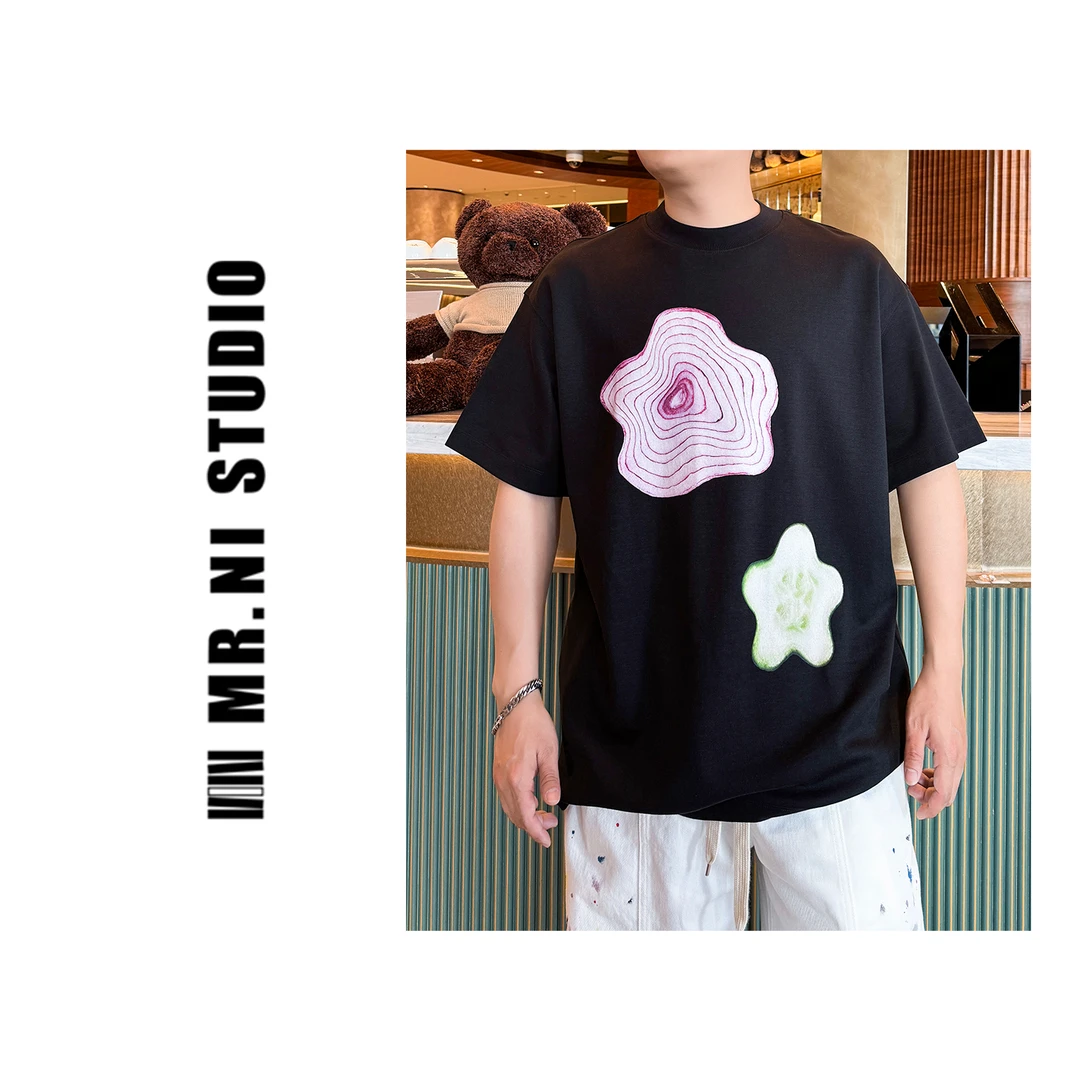 MR.NI/倪先生「趣味果园」高定精梳棉洋葱青瓜白墨直喷短袖T恤