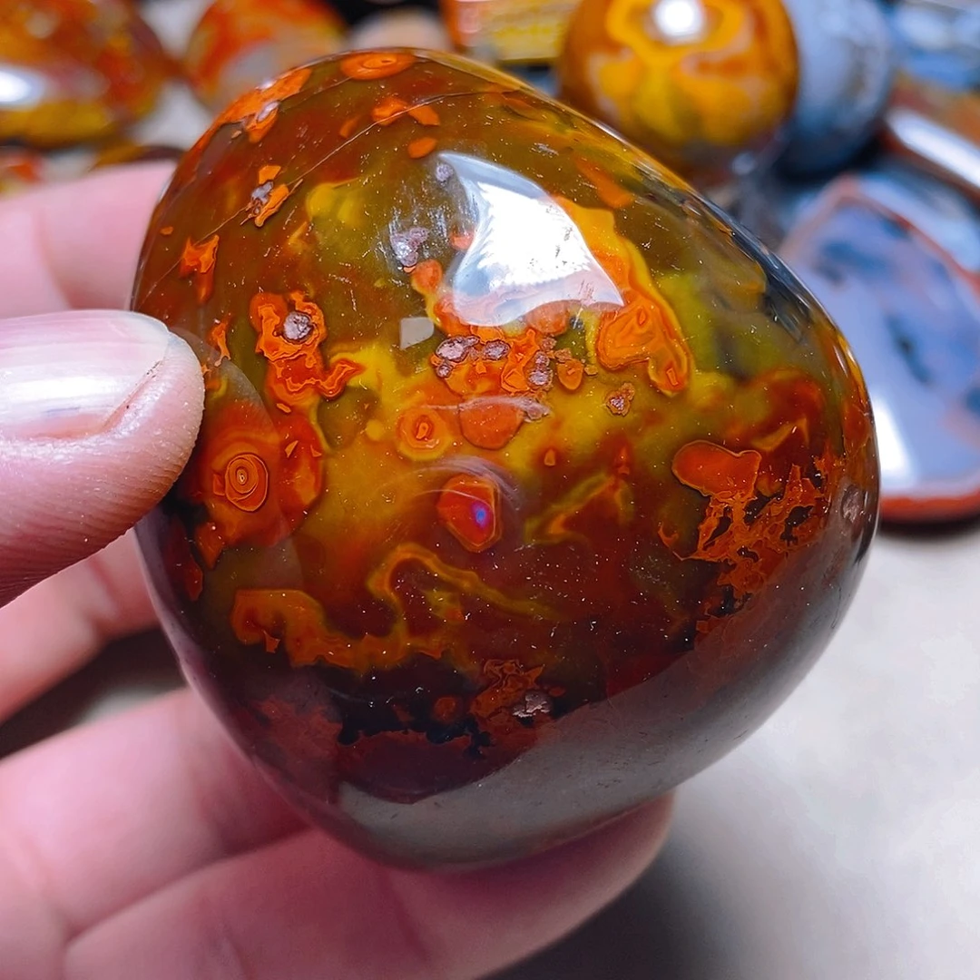 未镶嵌颈饰玛瑙/玉髓一**缘