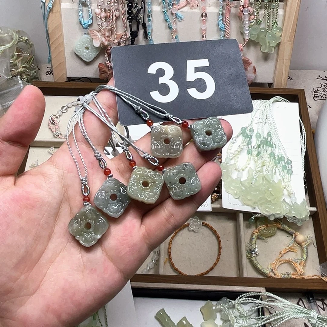 蛇纹石玉合金颈饰