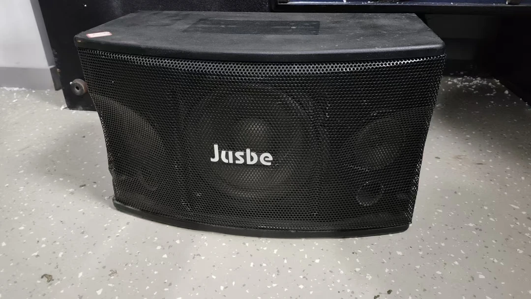 8新  八寸卡包音响一对，不包邮运费到付