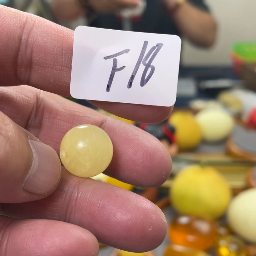 手链琥珀未镶嵌多样性发，发其中一件