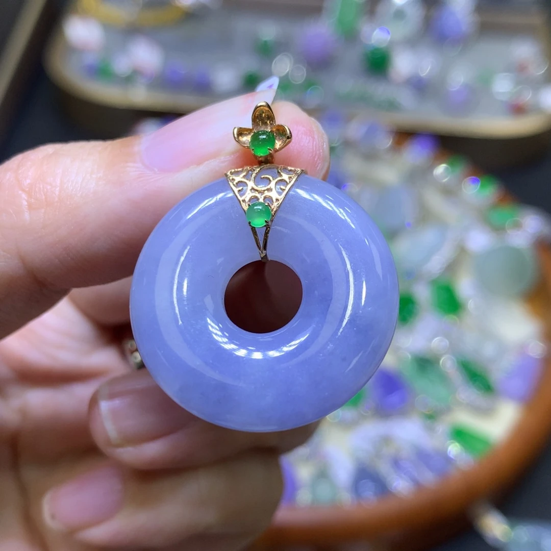 翡翠18K金镶嵌颈饰翡翠吊坠项链