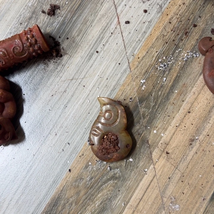 和田玉（黄玉）未镶嵌挂件