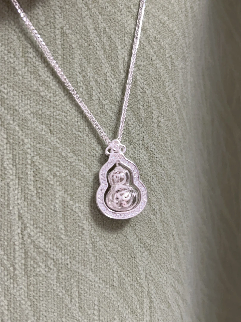 坠链均足银 足银可旋转葫芦套链 精品银饰 时尚单品纯银项链