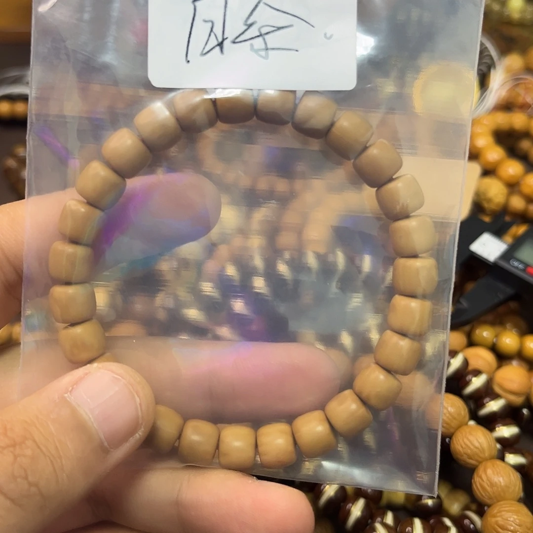白***茶猴头道珠猴头手串