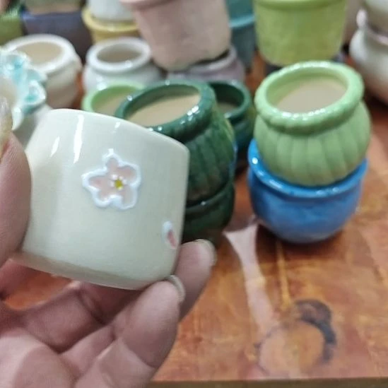 微瑕陶瓷盆满12包邮