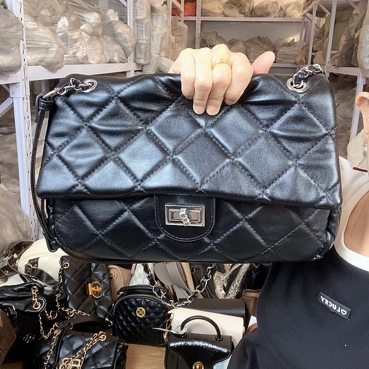 蚕丝小牛剖层皮革PU