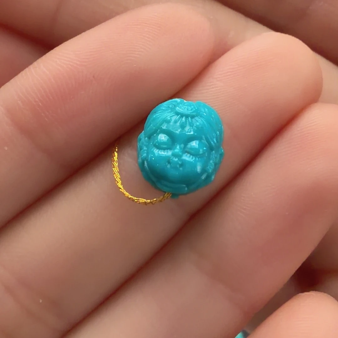 绿松石未镶嵌颈饰