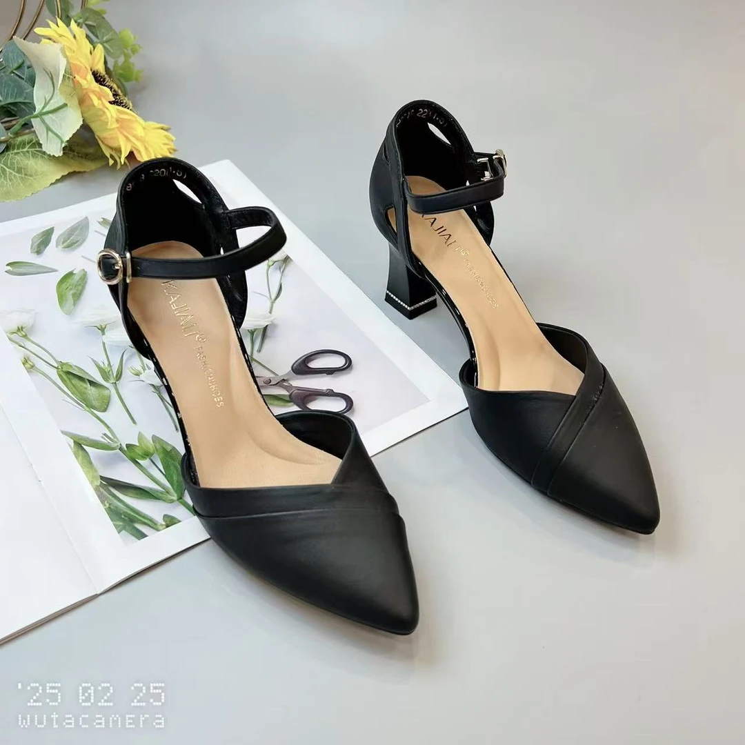 28818 新款上新显瘦气质百搭粗跟时尚包头中空鞋