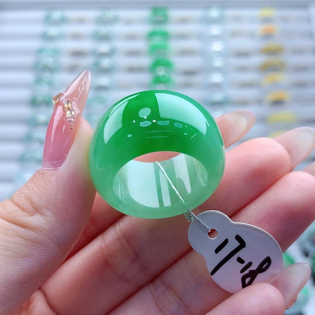 未镶嵌戒指翡翠翡翠