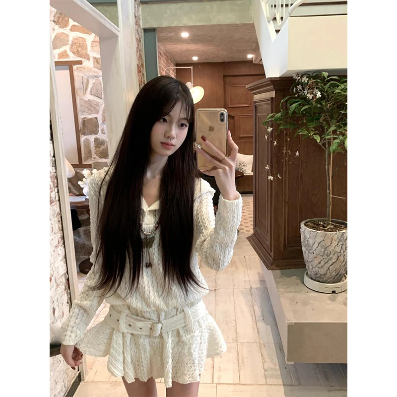 针织衫女2025早春别致漂亮小衫镂空设计连帽荷叶边长袖连衣裙