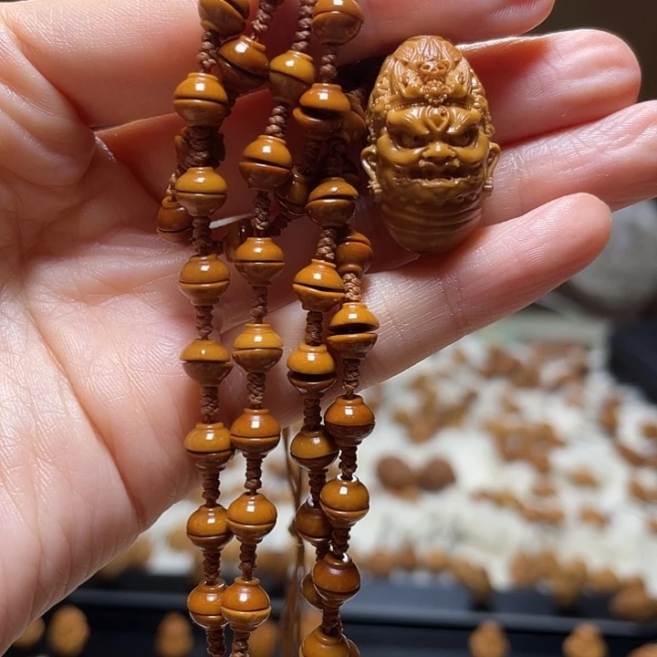 橄榄核吊坠大黑天