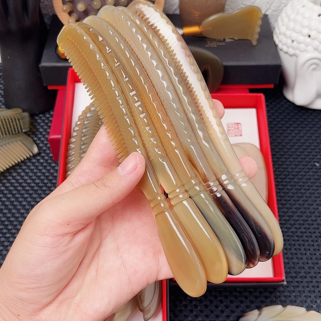 手工制作纯牛角梳子