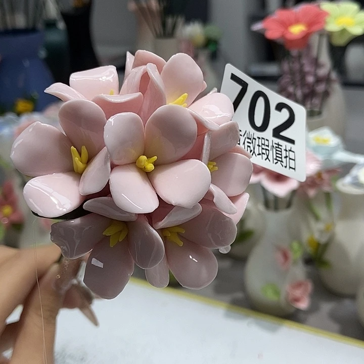 陶瓷纯手工捏花设计