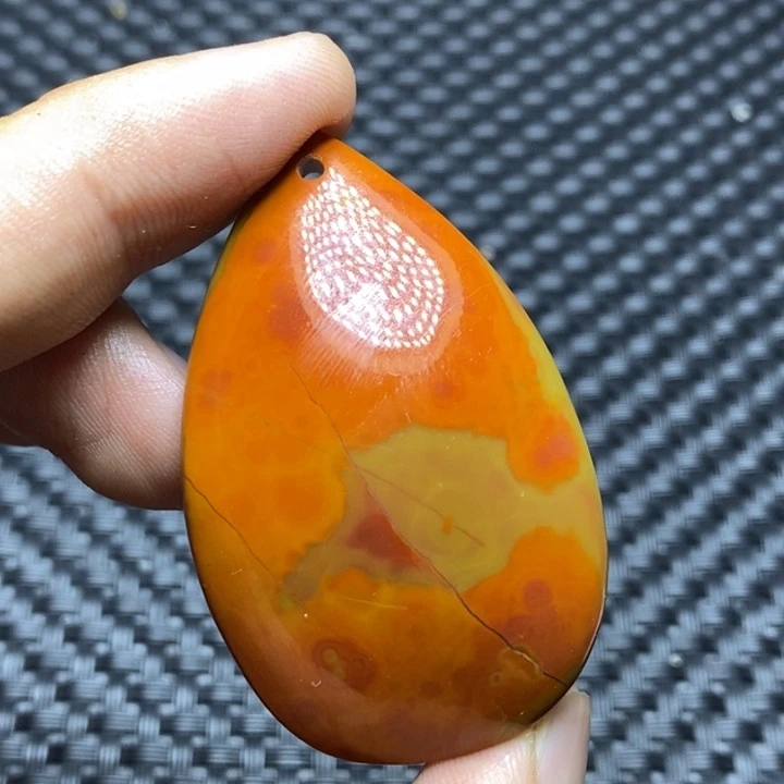 玛瑙/玉髓颈饰未镶嵌野**光