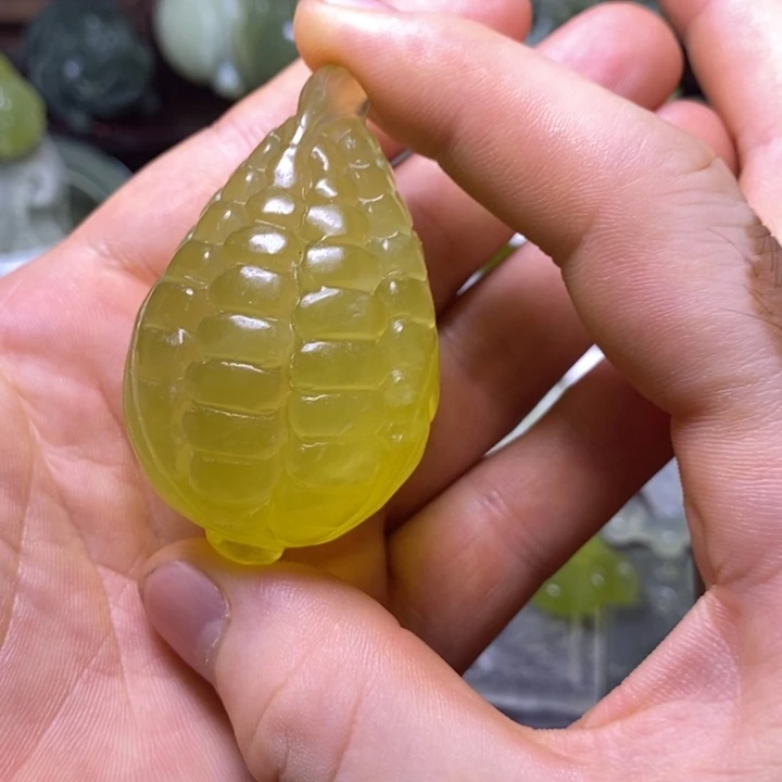 岫玉未镶嵌岫玉颈饰