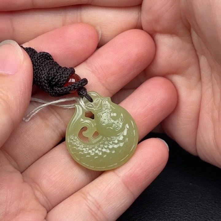 和田玉未镶嵌挂件有****明