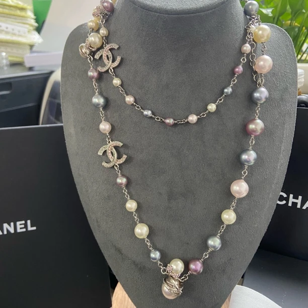99新 Chanel/香奈儿 经典 时尚 长款 彩色 琉璃 珍珠 毛衣链 项链