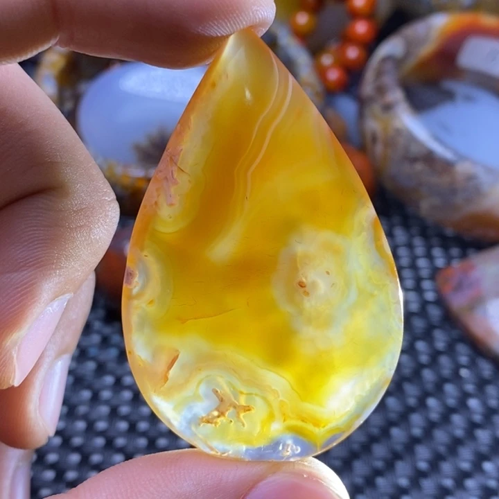 玛瑙/玉髓颈饰未镶嵌