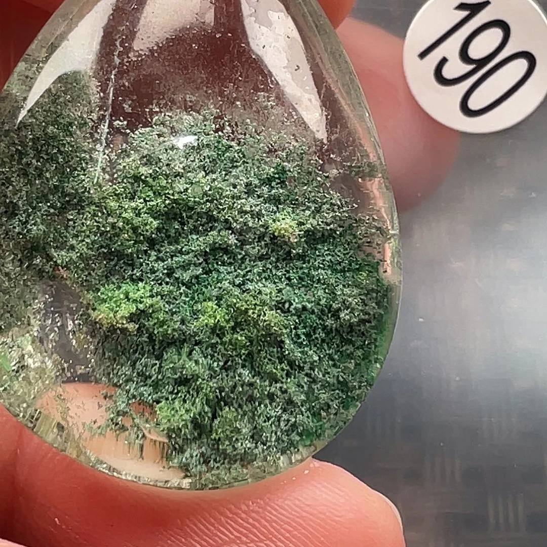 沧***海颈饰未镶嵌水晶天然