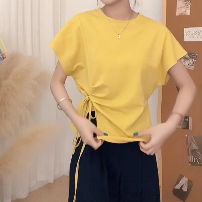 韩系别致黄色圆领正肩T恤女2025夏季新款设计感褶皱收腰绑带上衣