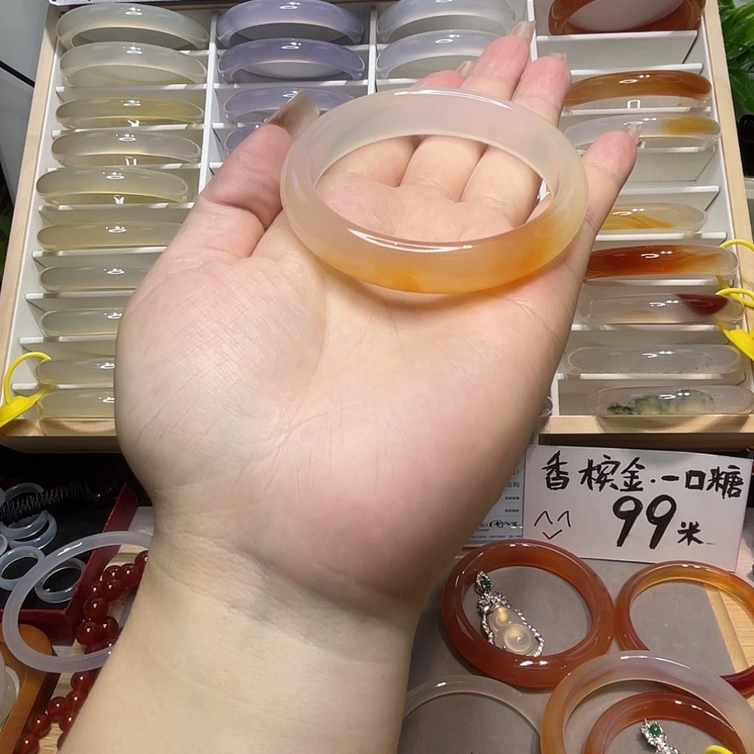 玛瑙/玉髓未镶嵌手镯