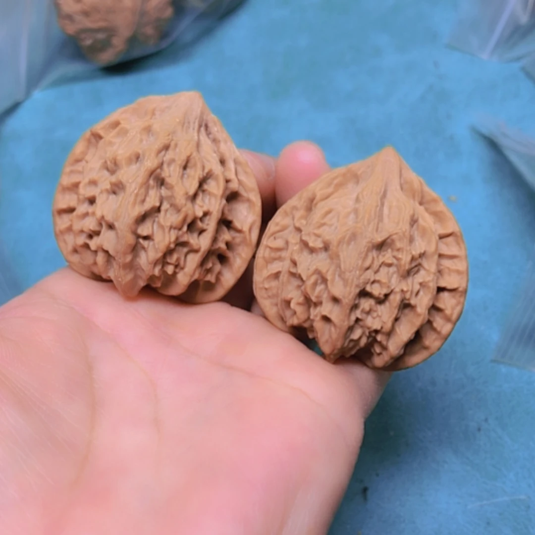 【闪购商品】摆件核桃40朱雀有磕