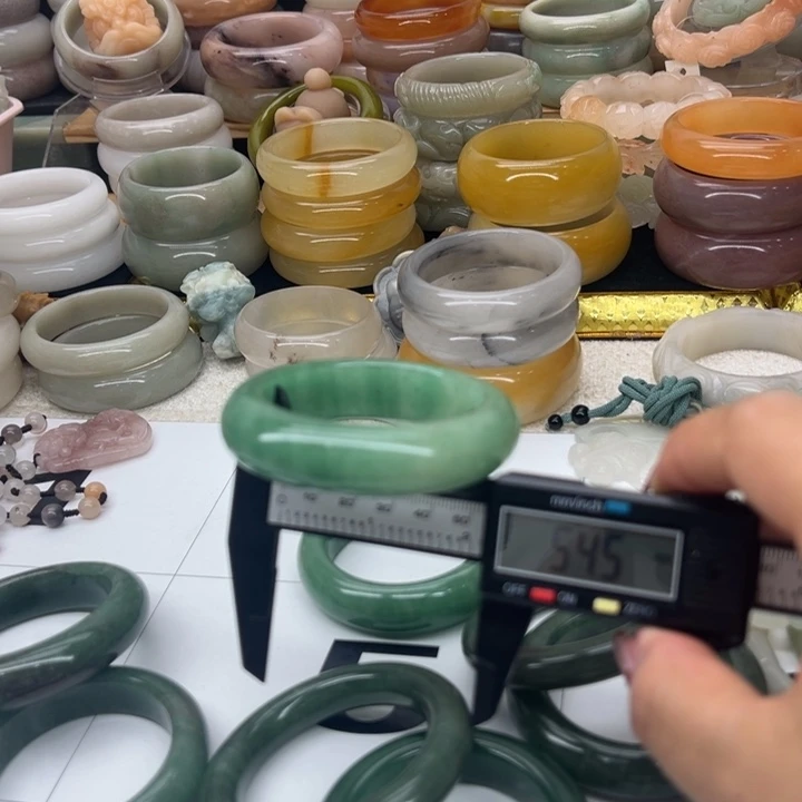 石英岩玉合金手镯