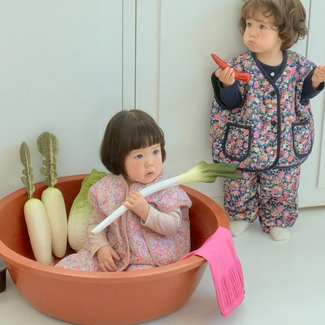 韩国星宝家25冬小童男女童夹棉马甲束脚裤套装