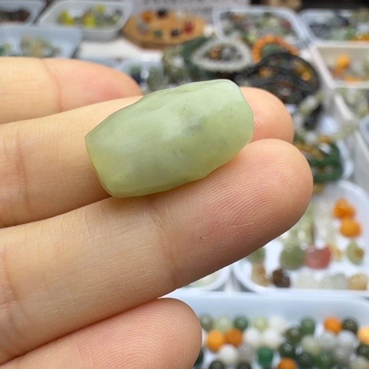 未镶嵌和田玉珠宝半成品