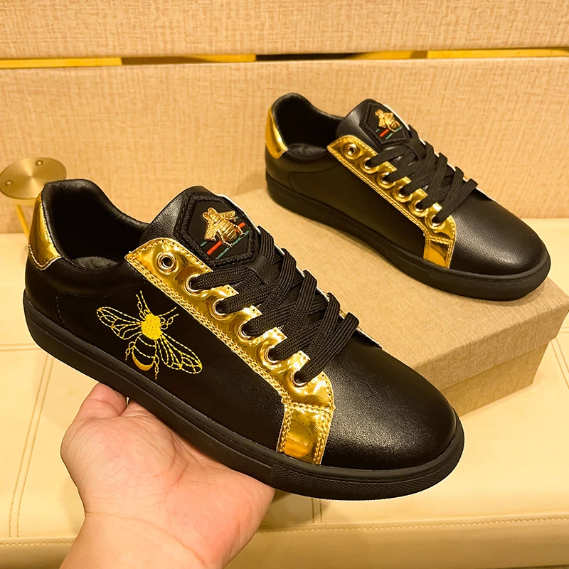 欧洲站男鞋小蜜蜂刺绣小白鞋男新款透气潮流百搭真皮时尚休闲板鞋